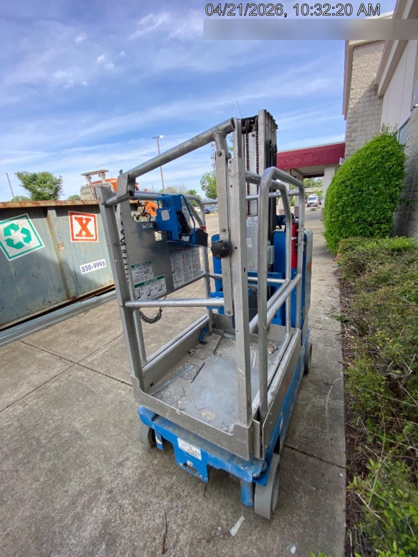 2019 GENIE GR-20