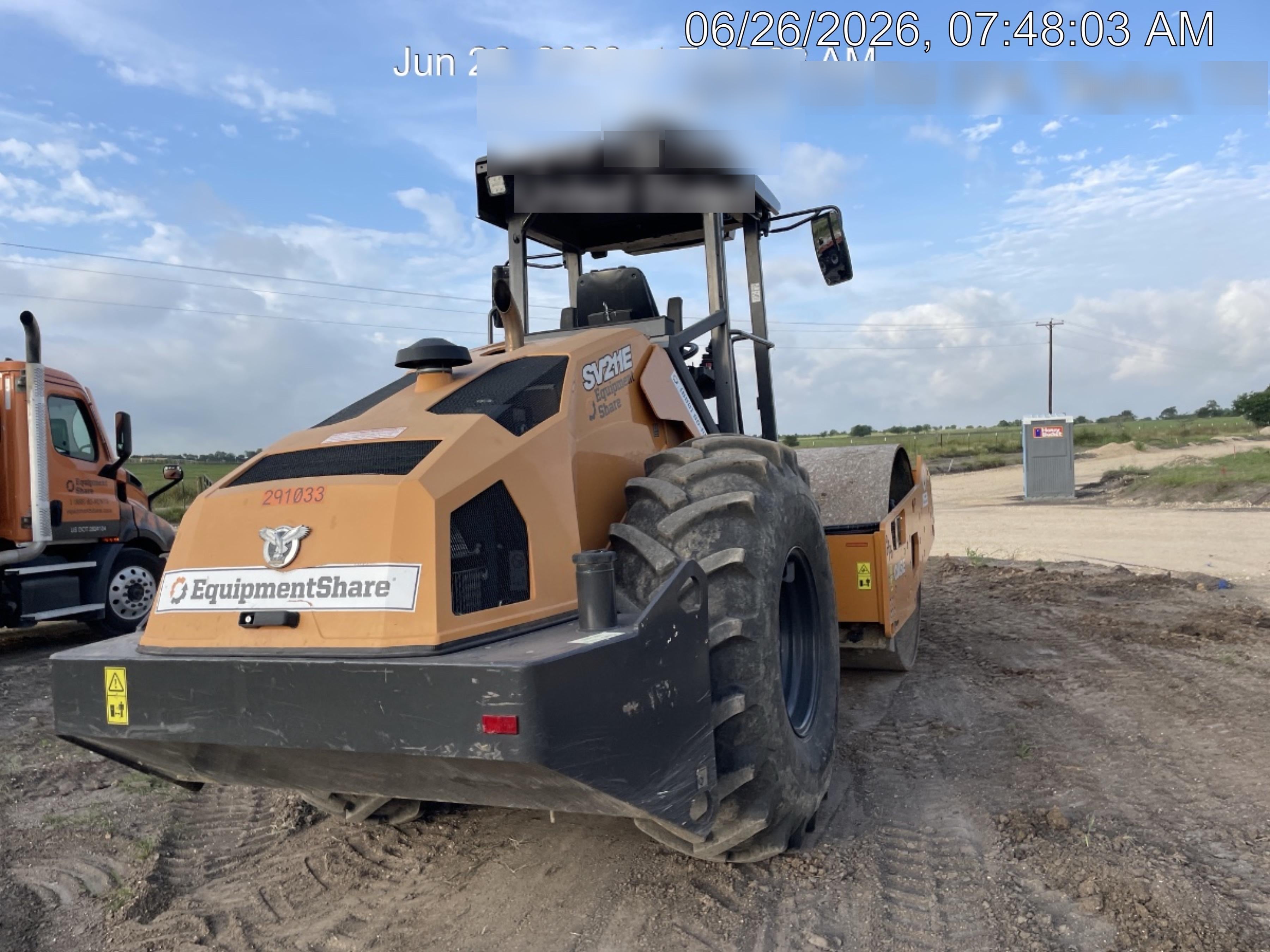 2023 CASE SV211E