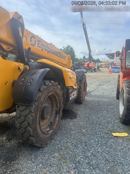 2022 JCB 510-56