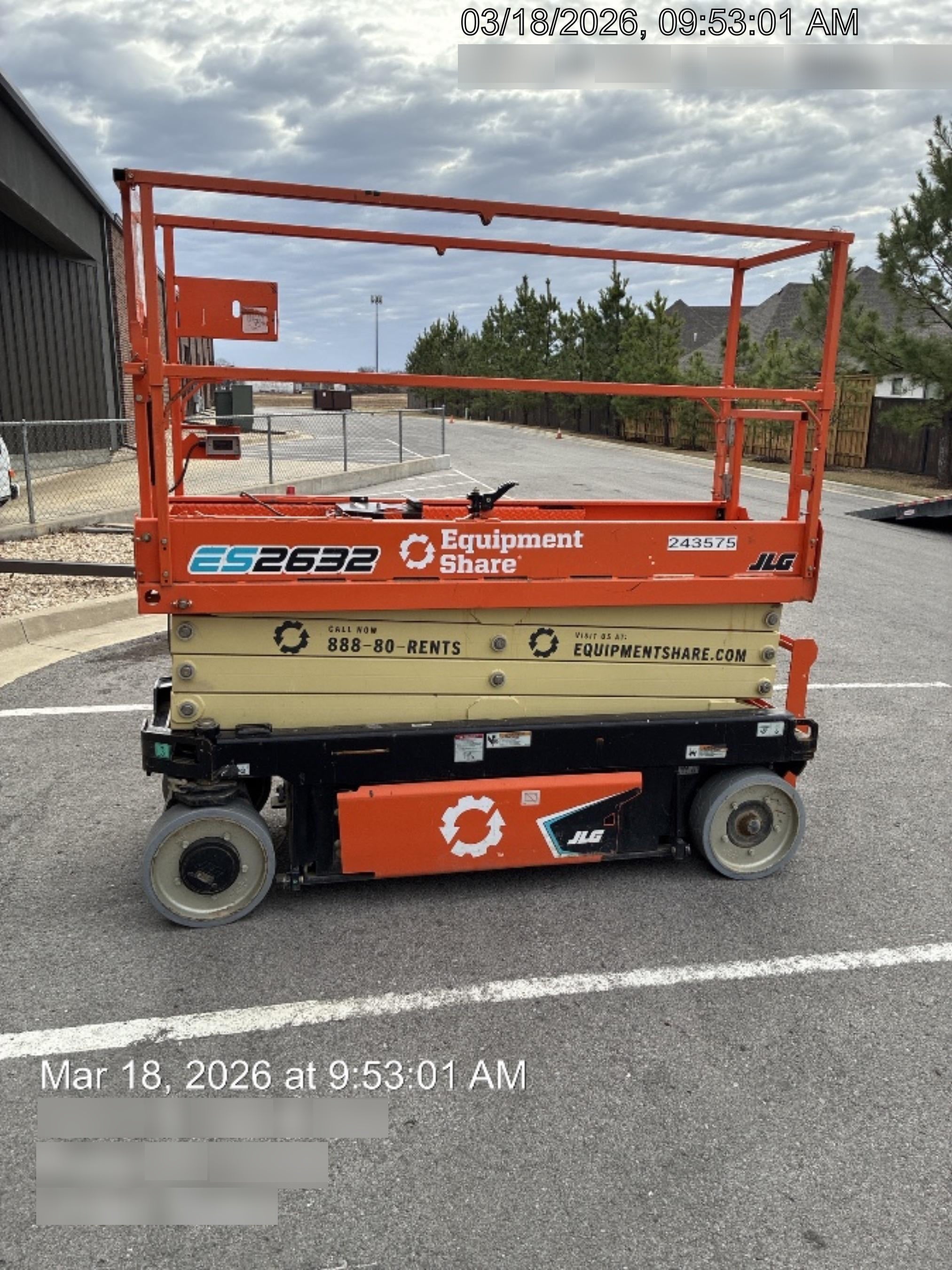 2022 JLG ES2632