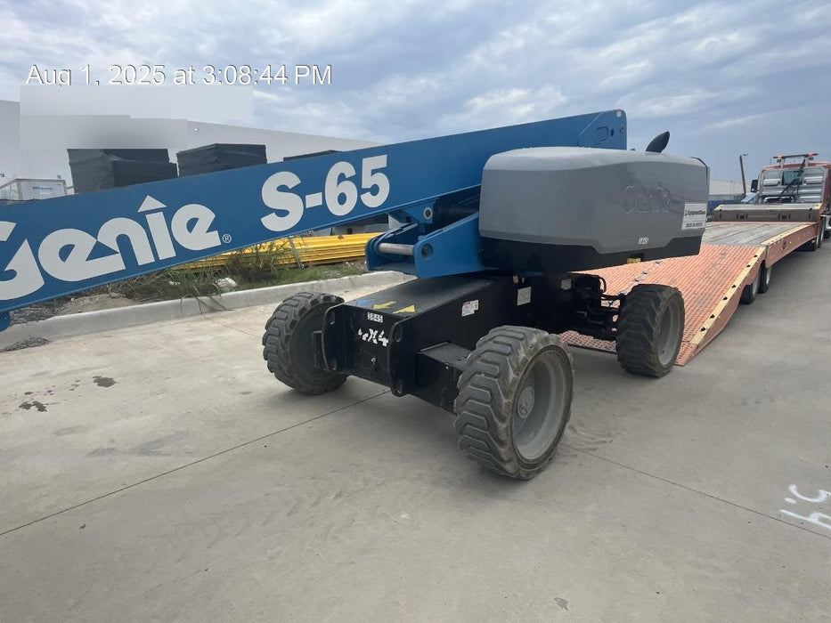 2017 GENIE S-65