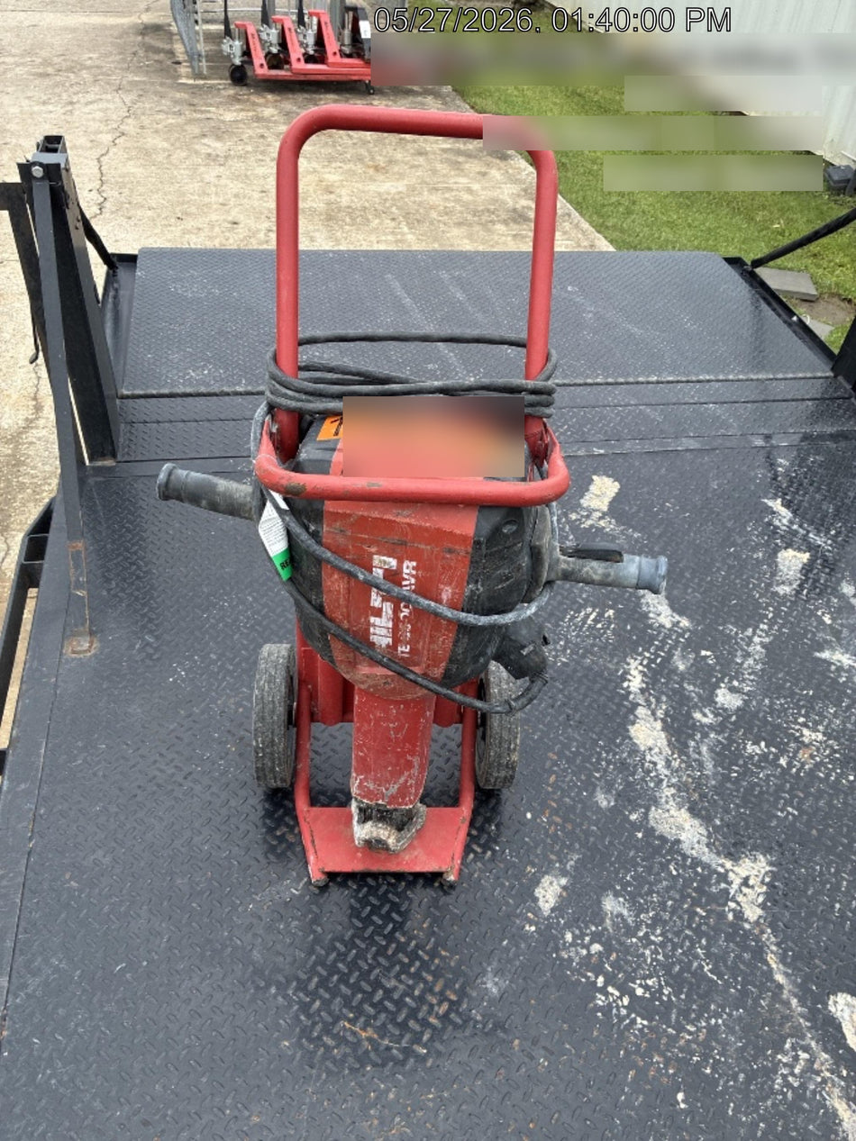 2021 HILTI TE 3000-AVR