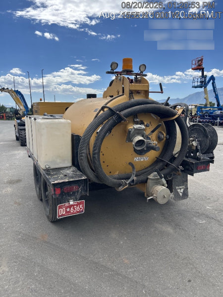 2022 VAC-TRON LP573XDT