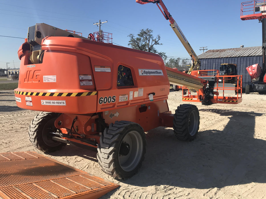 2020 JLG 600S