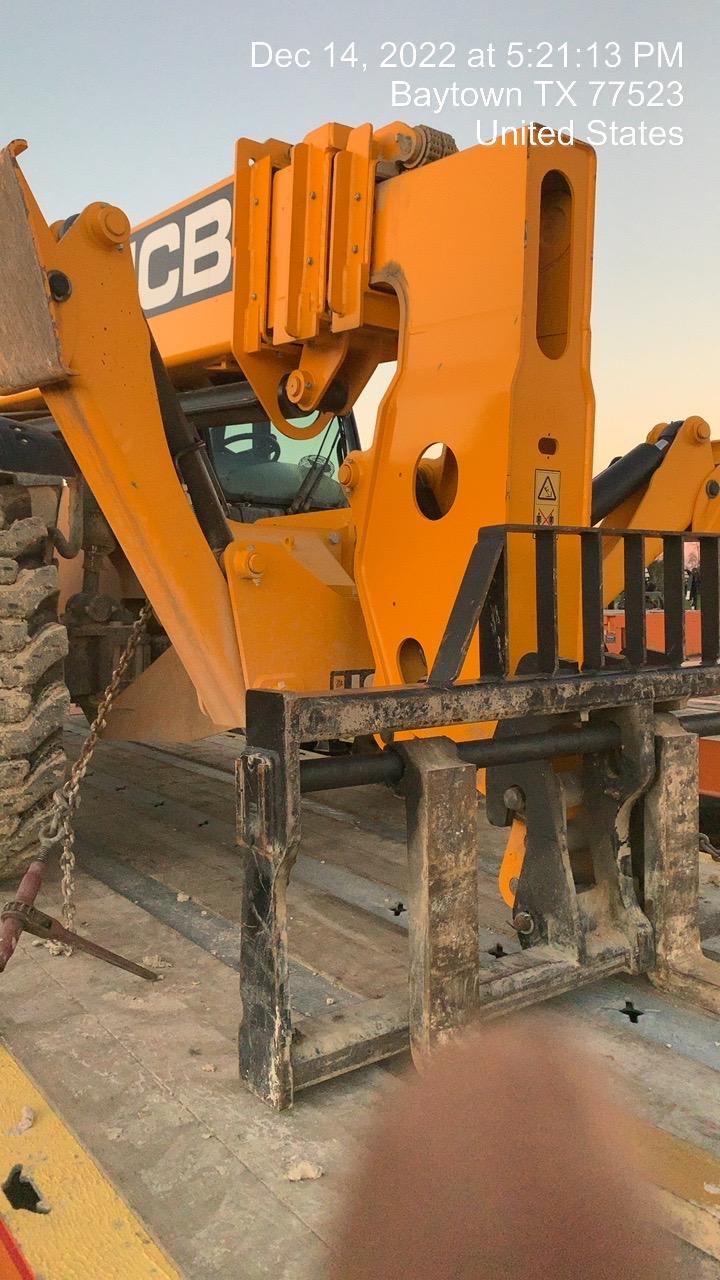 2021 JCB 510-56