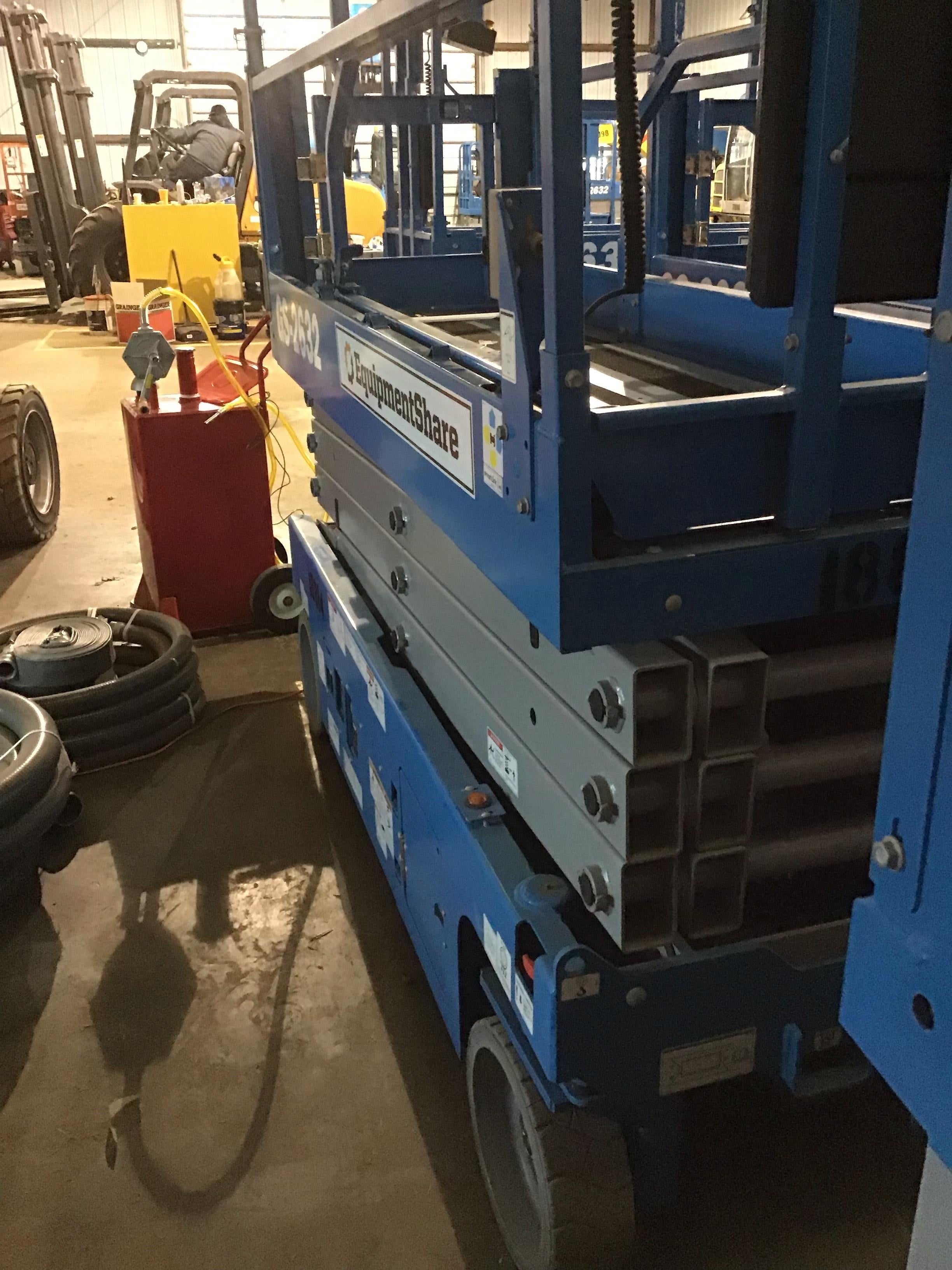 2018 GENIE GS-2632