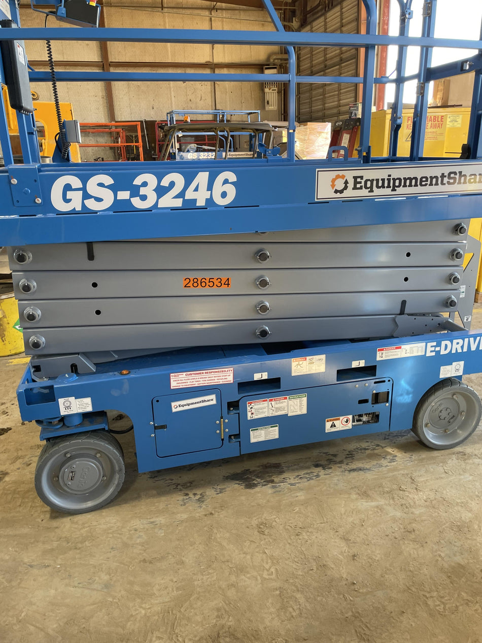 2022 GENIE GS-3246