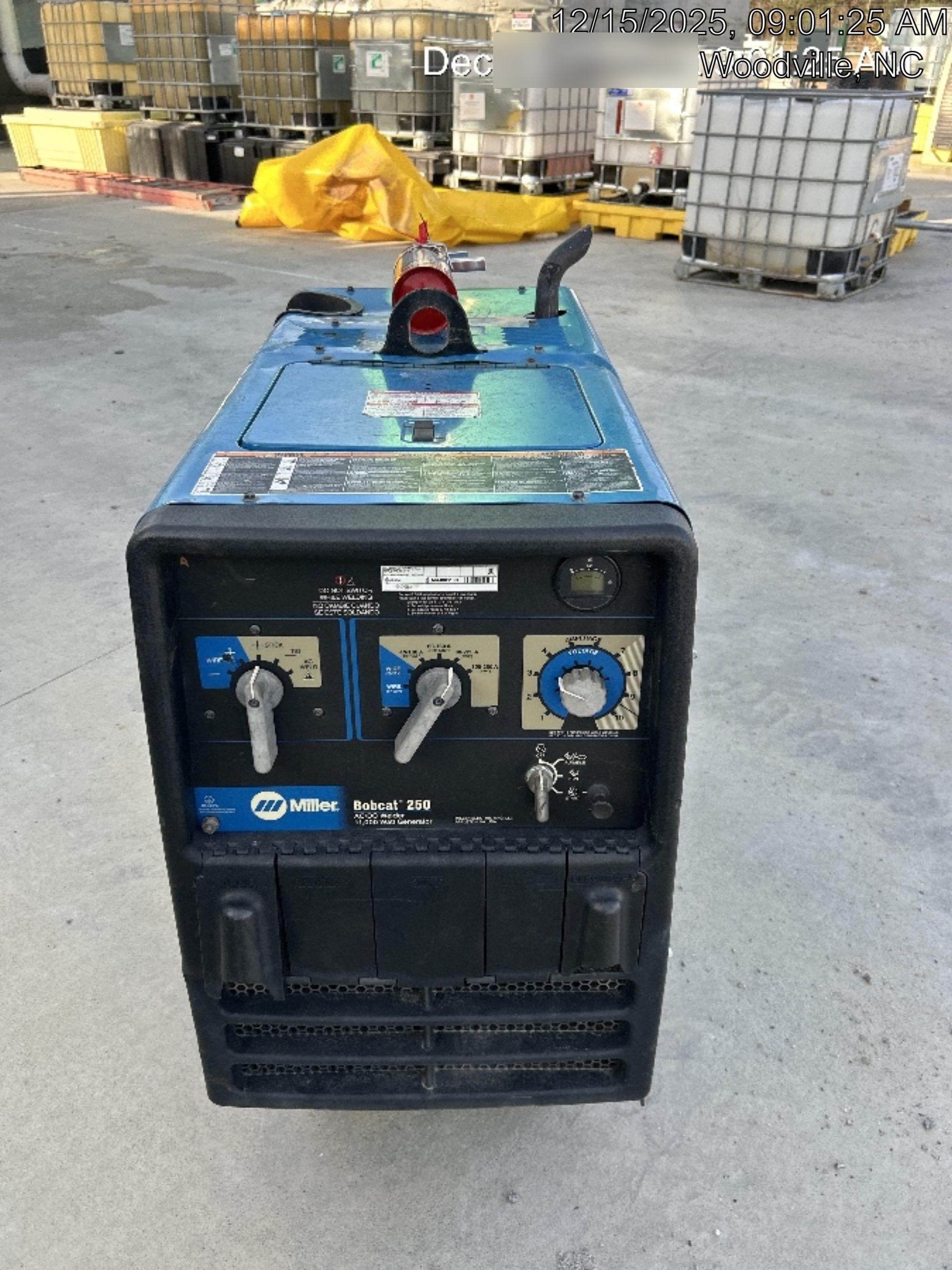2019 Miller Electric BOBCAT 250 951600 PKG-250 amp Propane Welder, Standard w/Running Gear, Bracket, Hose"250 amp Propane Welder, Standard w/Running Gear, Bracket, Hose