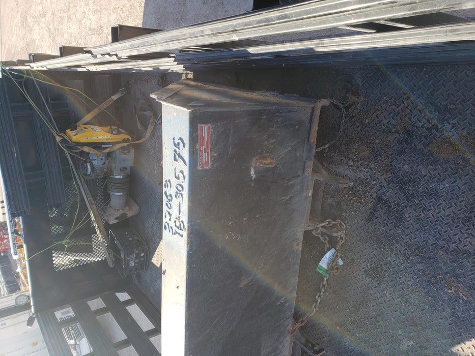 2019 ARROW MATERIAL HANDLING Dump Hopper