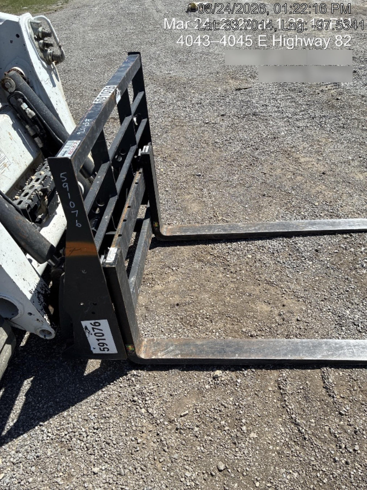 2025 ARROW MATERIAL HANDLING 48" Pallet Forks - Arrow