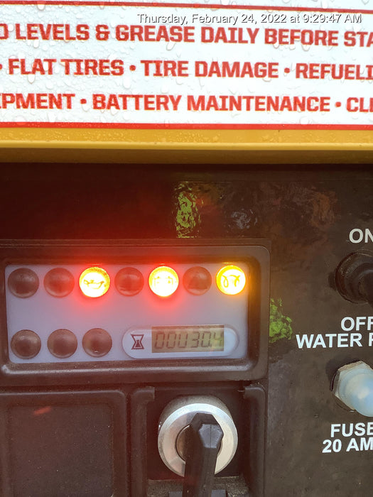 2021 Vac-Tron LP573XDT T4 Koehler Diesel Engine, 500 Gallon Debris Tank, x2 100 Gallon Water Tanks