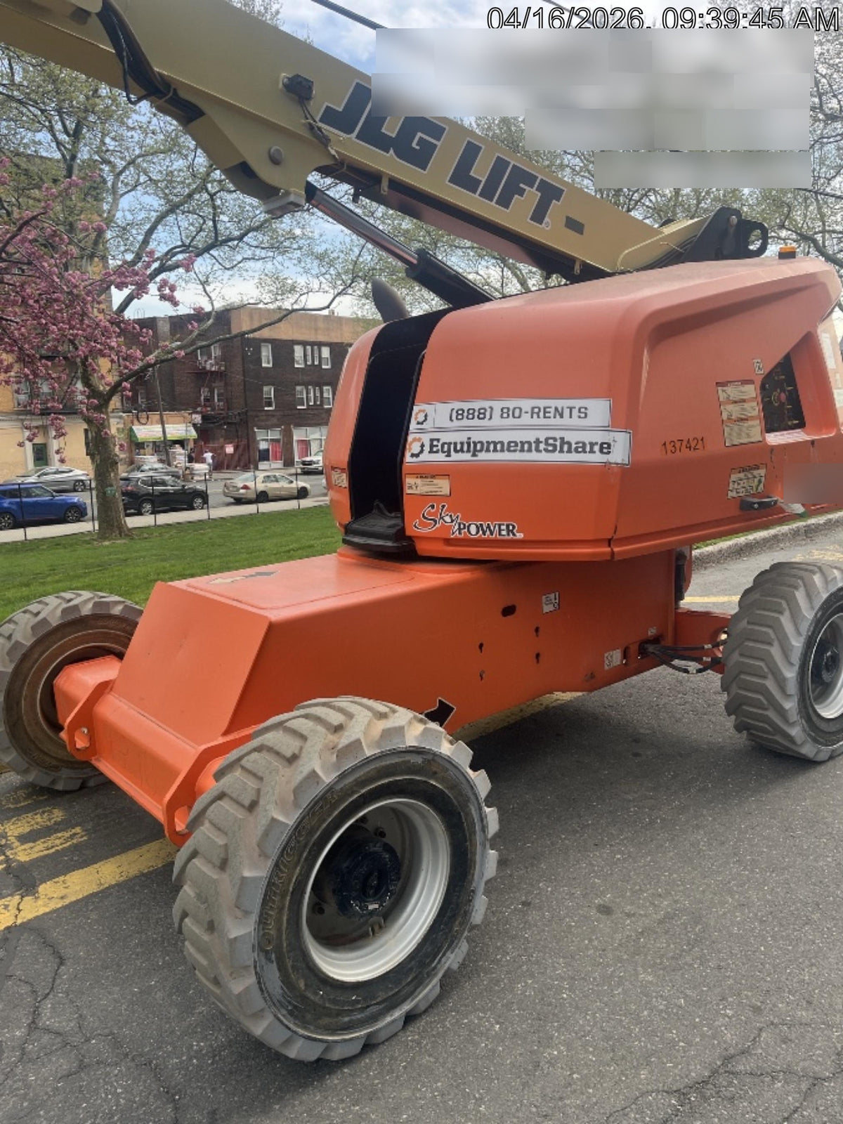 2021 JLG 400S