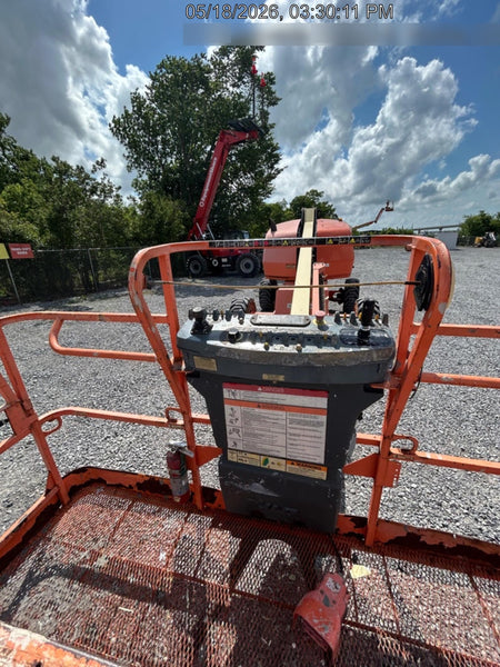 2019 JLG 400S