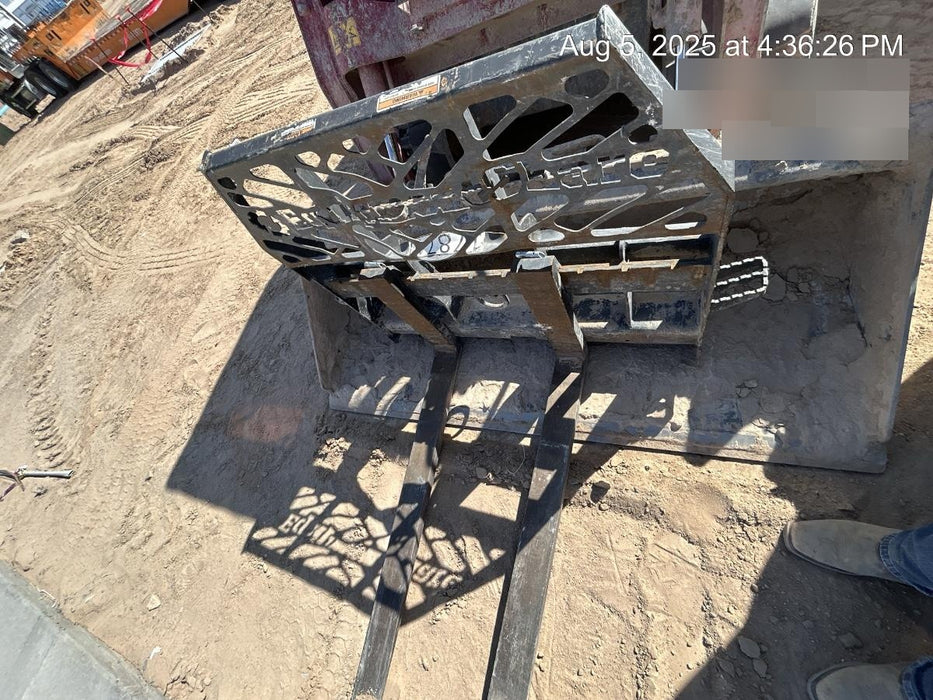 2021 PALADIN 48" Pallet Forks - Paladin