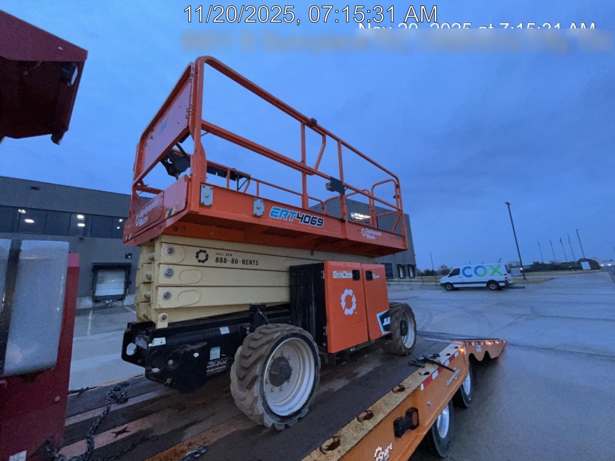 2022 JLG ERT4069