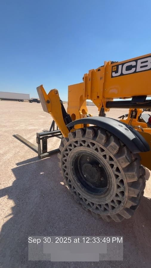 2022 JCB 512-56