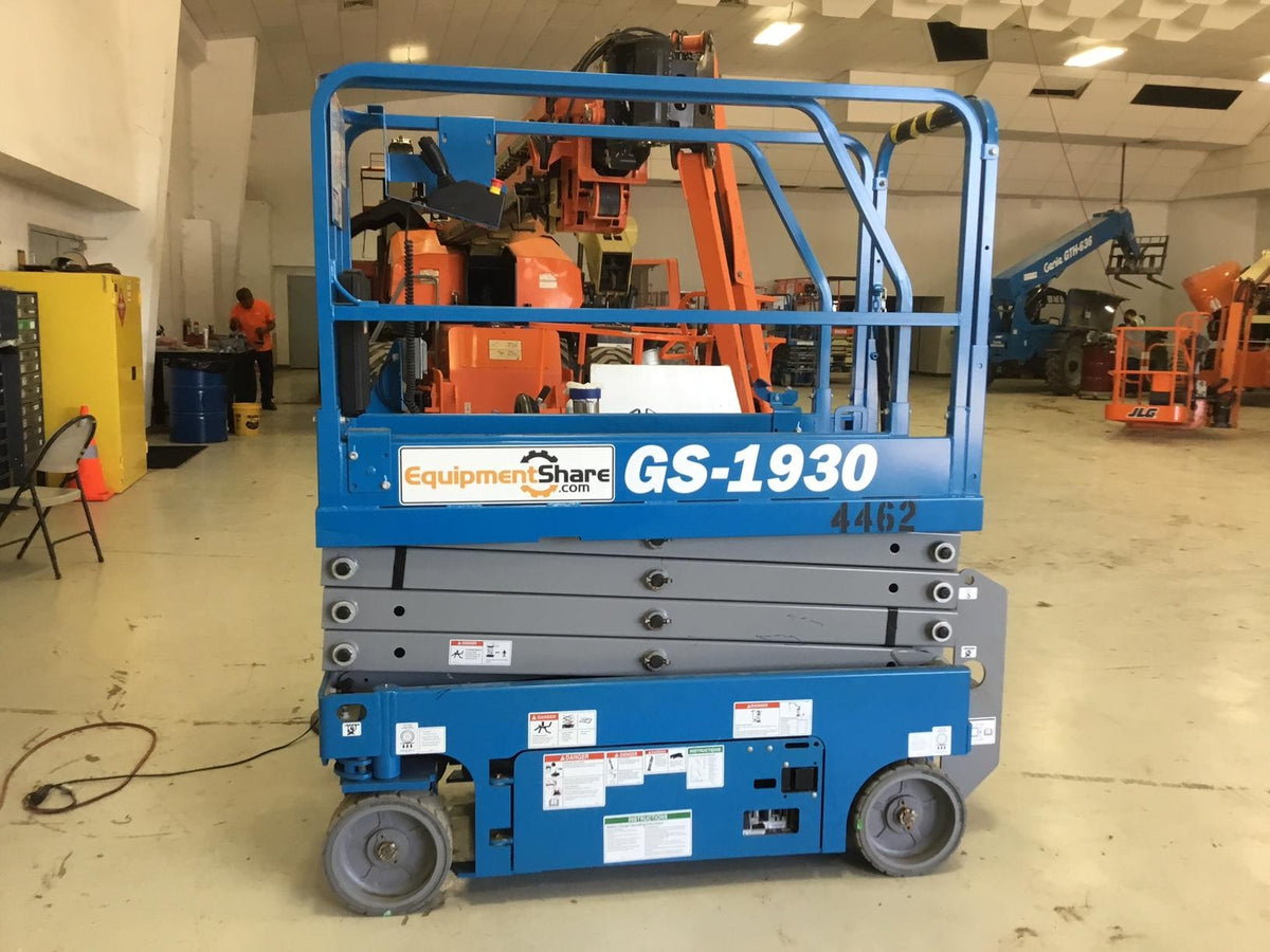 2017 GENIE GS-1930