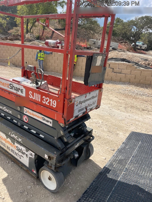 2018 SKYJACK SJIII-3219