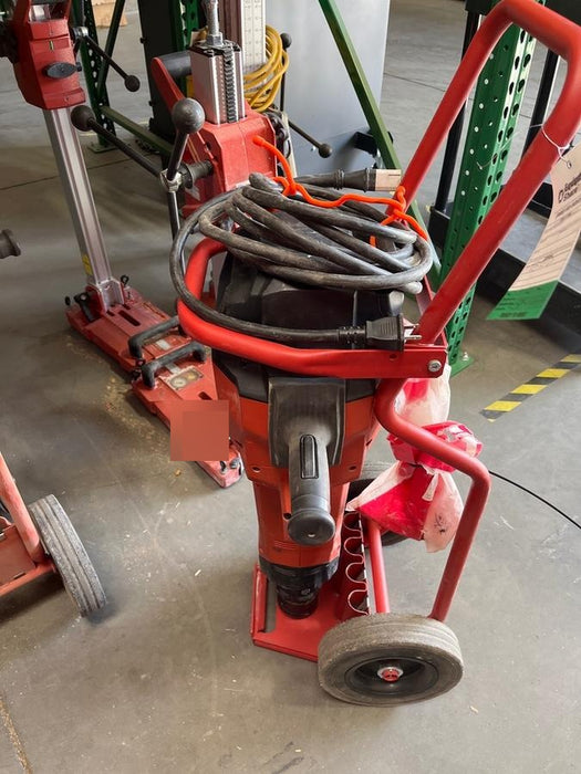 2020 HILTI TE 3000-AVR