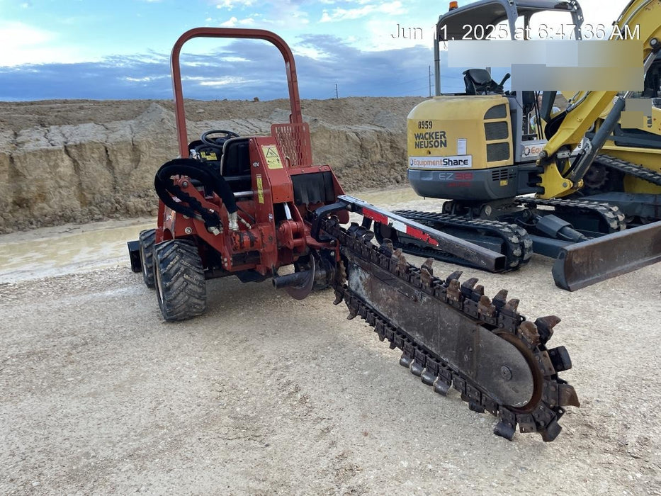 2018 DITCH WITCH RT45A