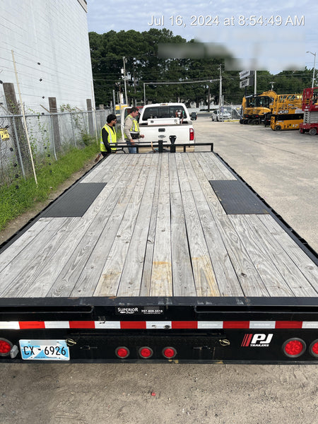 2023 PJ TRAILERS F8
