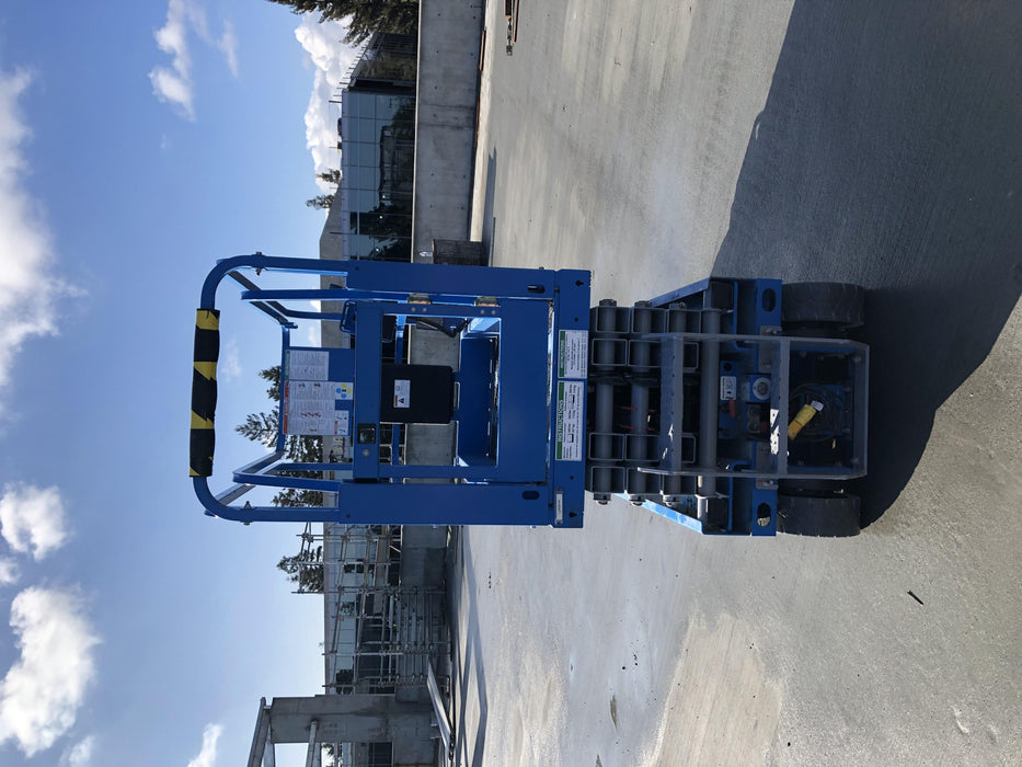 2019 Genie GS-1930 Half Height Swing Gate, 800W Inverter