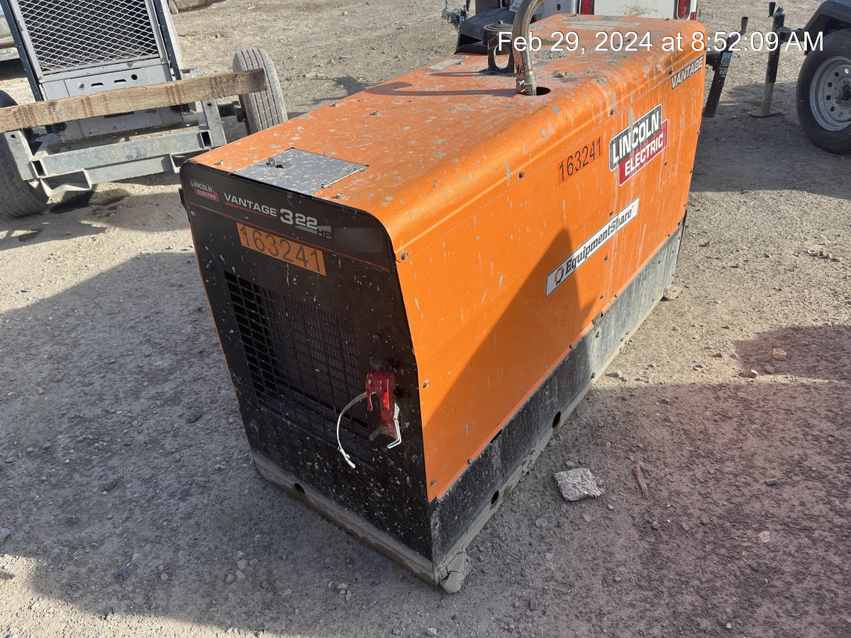 2021 Lincoln Electric Vantage 322 Vantage 322 Ready Pak 3 w/ Decals, ORANGE (includes trailer, cable rack, fender light kit) NO Telematics
