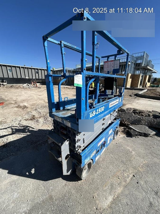 2020 Genie GS-1930 Solid Non Marking Tires, Beacon, Folding rails with half height swing gate