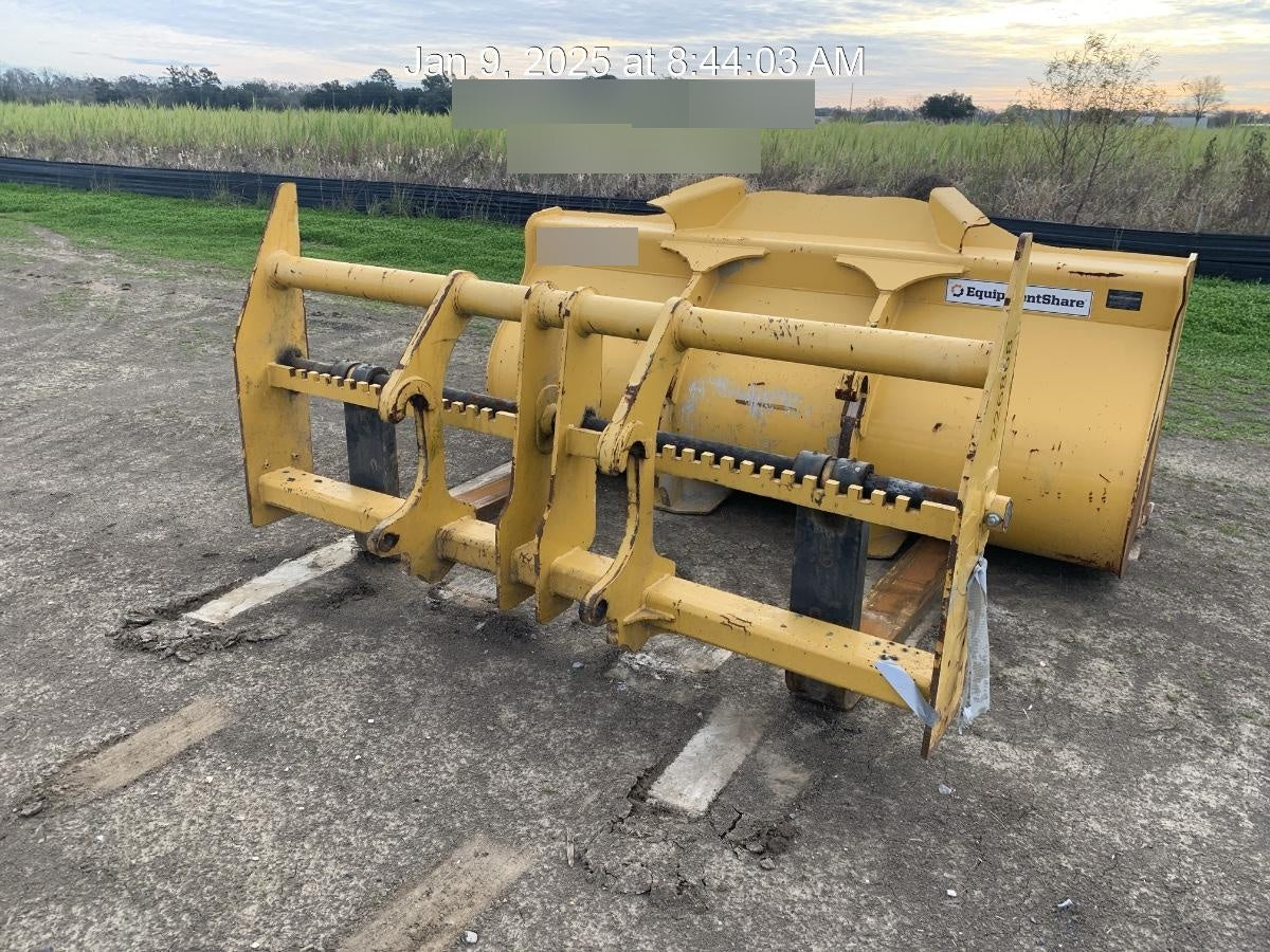 2022 PEMBERTON Pipe Grapple Forks