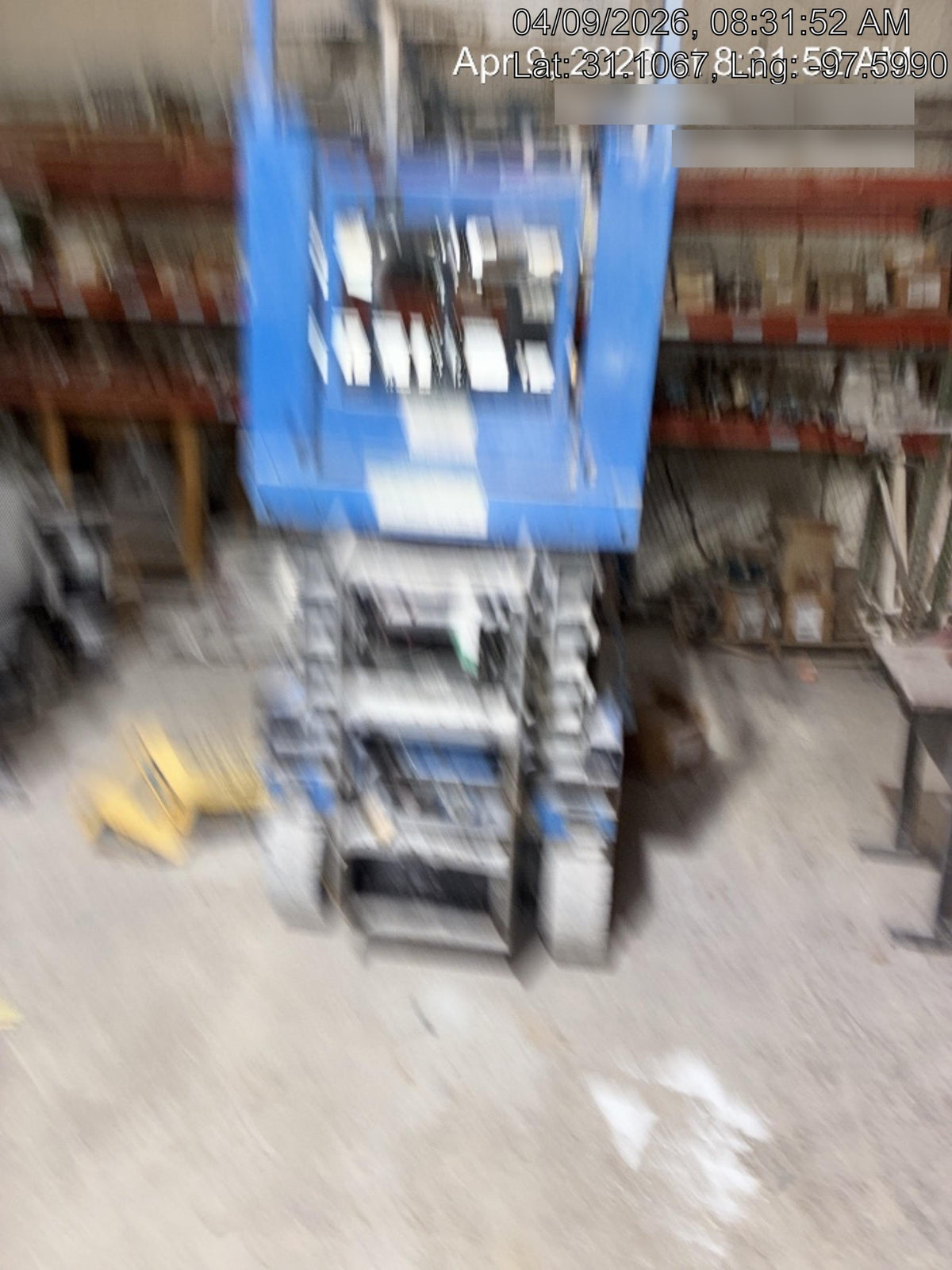 2019 Genie GS-2632 Folding rails with half height swing gate