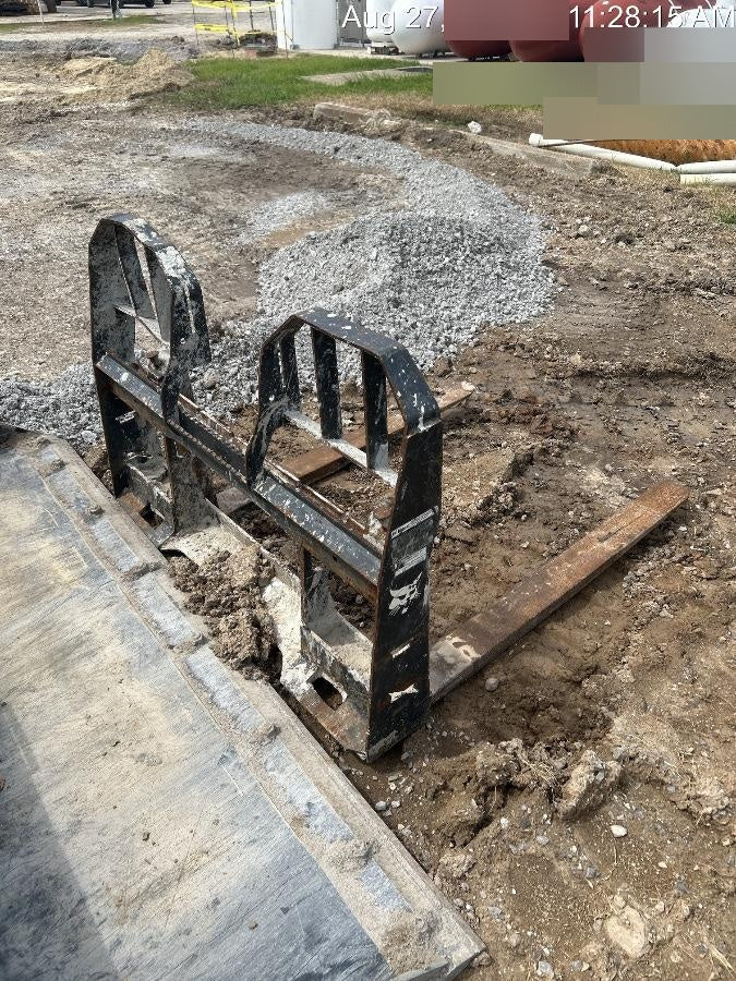 2020 WOODS 48" Pallet Forks - Woods