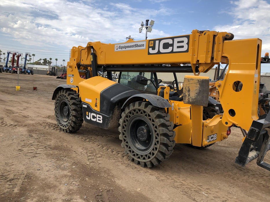 2020 JCB 512-56 Canopy, 74 HP, Solid Tires, STD Worklight, Beacon, Aux Hydraulics, Lifting Eye, Backup Alarm w/66" Carriage, 60" Forks