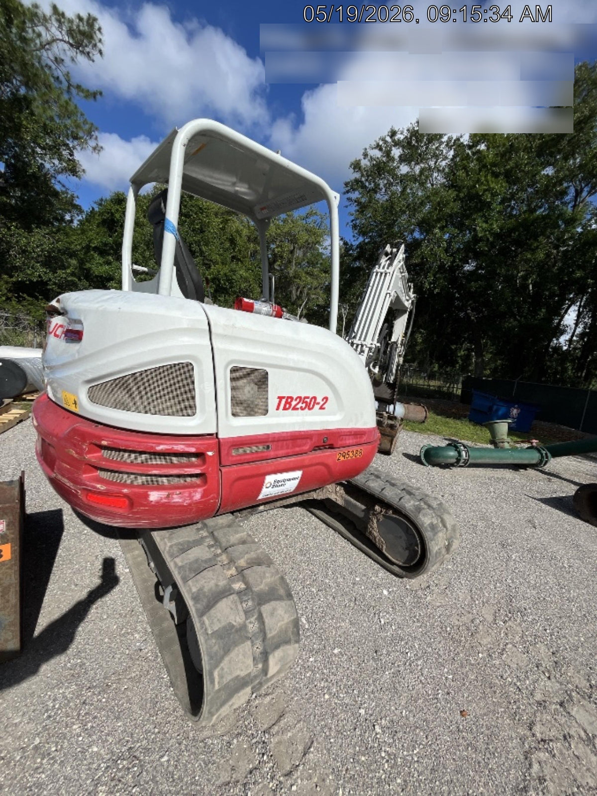 2023 TAKEUCHI TB250-2R
