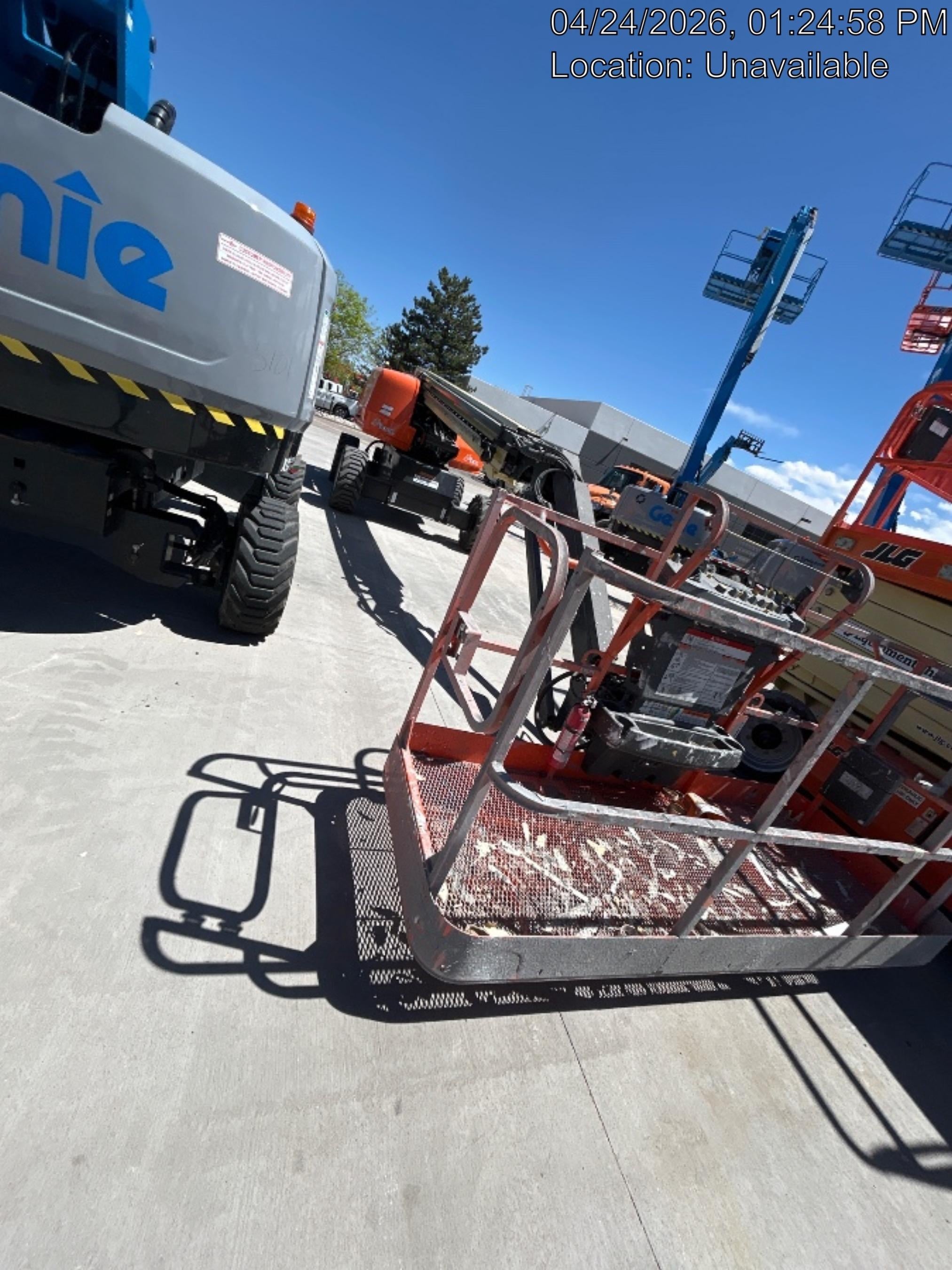2025 JLG 660SJ
