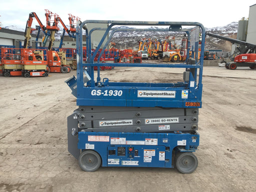 2019 Genie GS-1930 Fixed rails with chain Entry