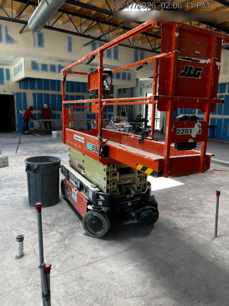 2022 JLG ES1932