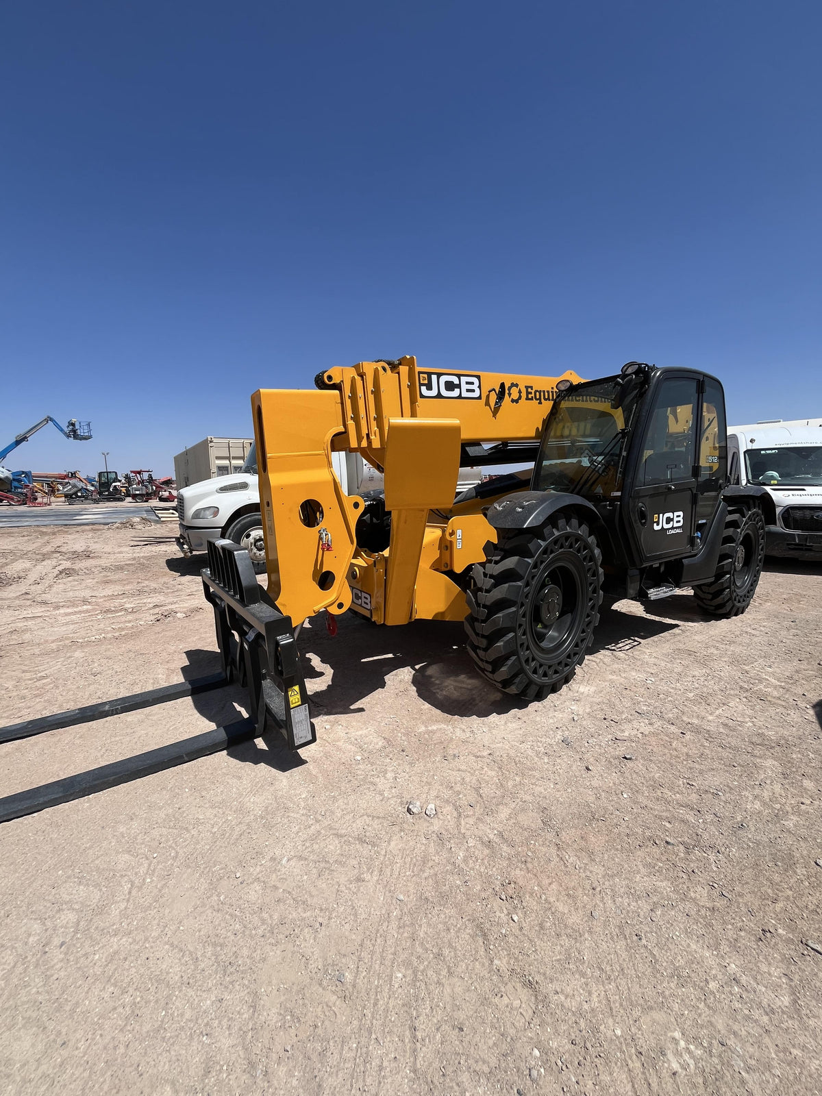 2026 JCB 512-56