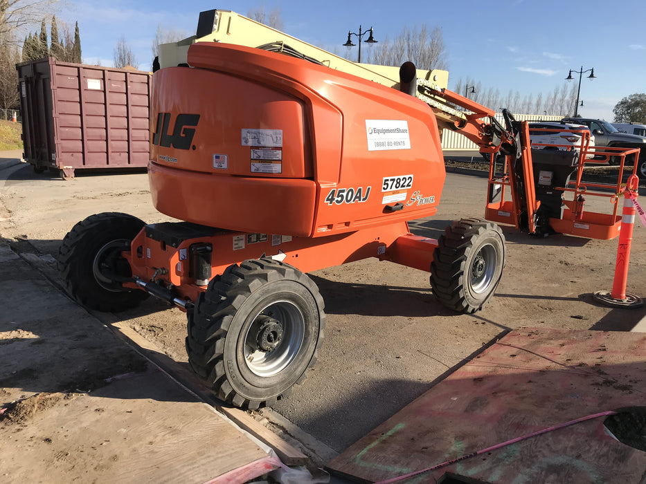 2020 JLG 450AJ