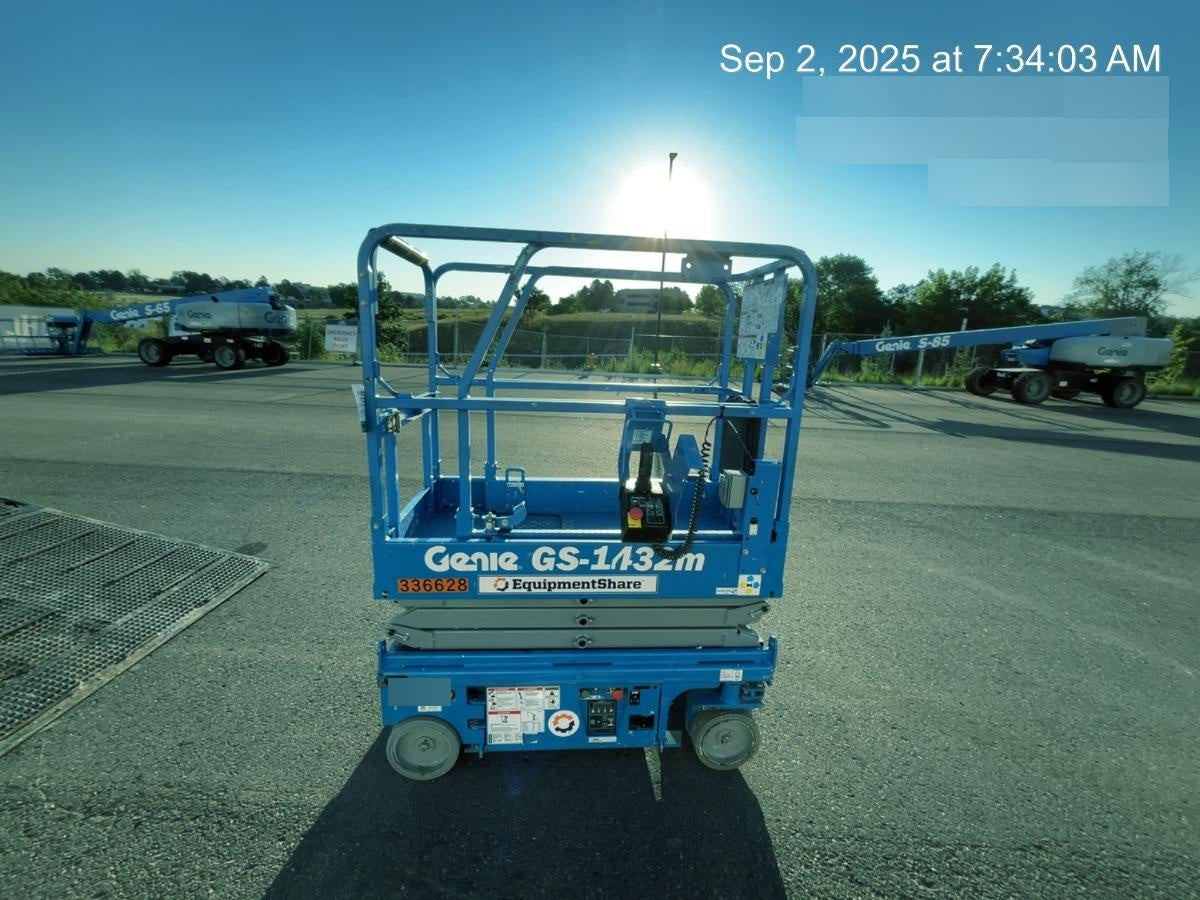 2023 GENIE GS-1432