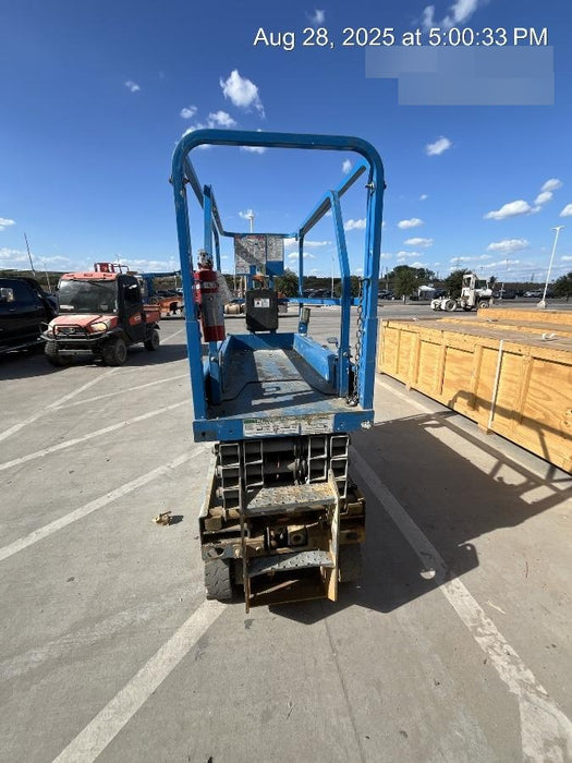 2019 Genie GS-1930 Fixed rails with chain Entry