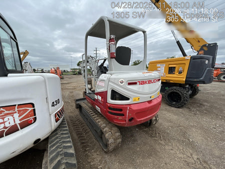 2022 TAKEUCHI TB235-2R