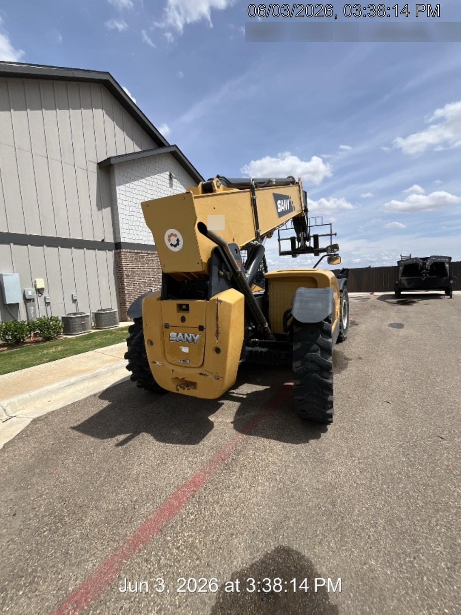 2021 SANY STH1056