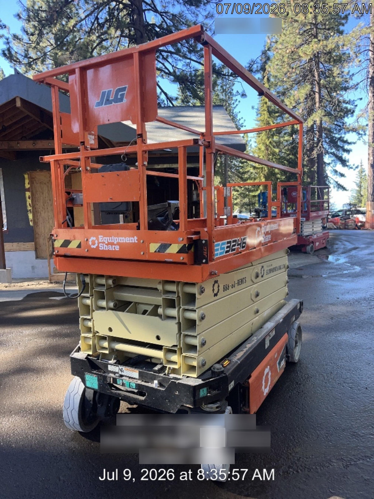 2022 JLG ES3246