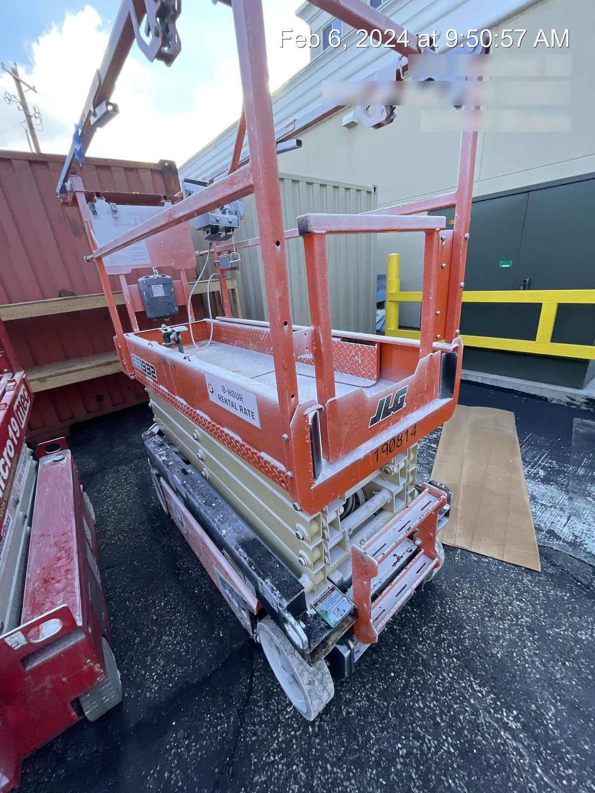 2021 JLG ES1932
