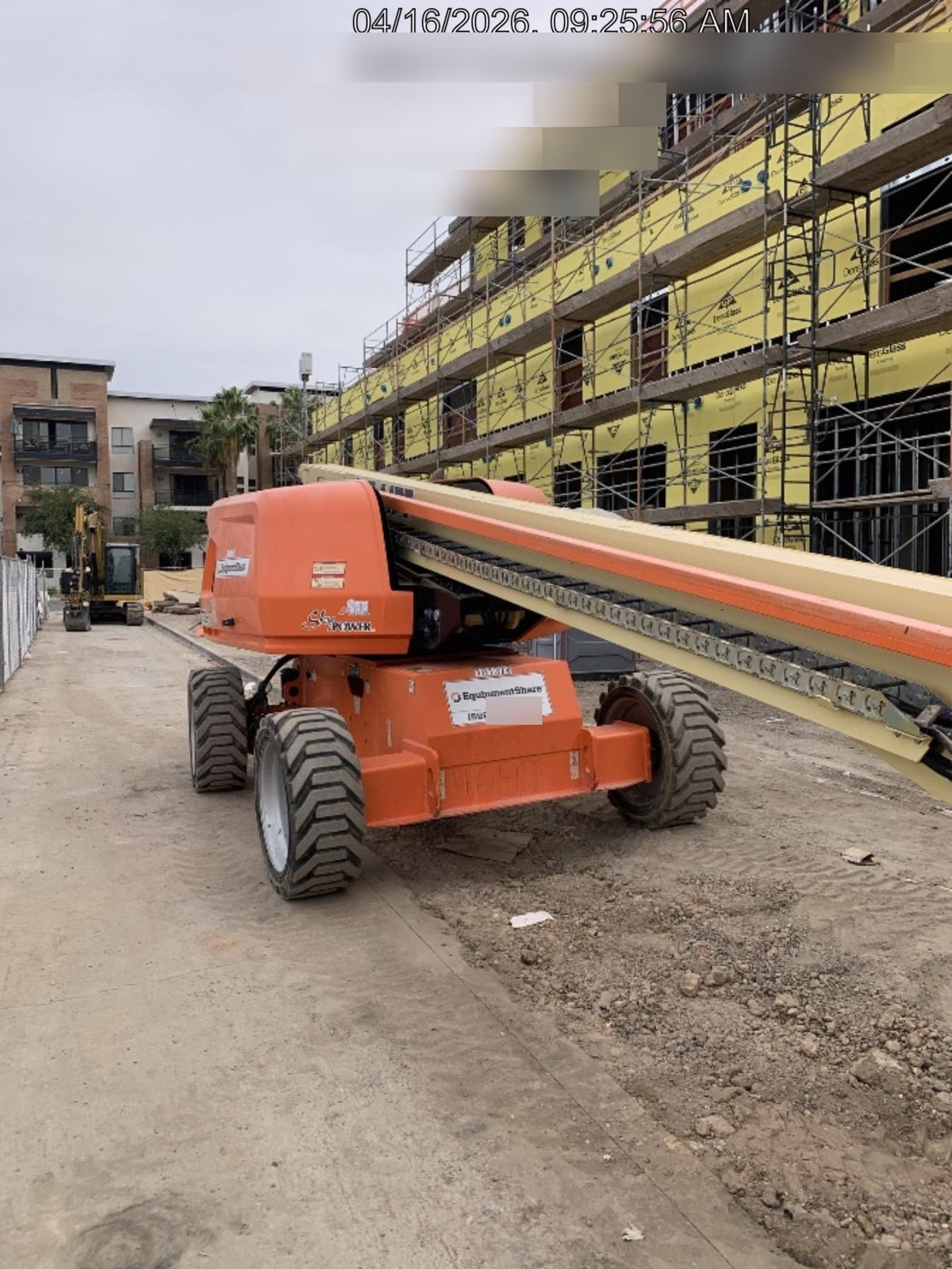 2021 JLG 600S