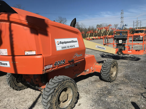 2019 JLG 400S