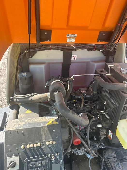 2024 Generac MLT2 Diesel, Flex Switch 120V Input, Powerzone Controller, 
(4) 320W LED Lights, 4kW Generator, 39.9 Gal Fuel Tank, 2" Ball, T3