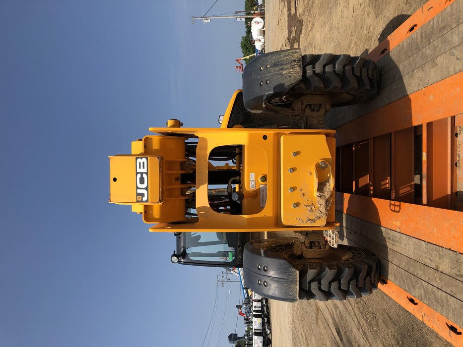 2019 JCB 509-42 Open ROPS, 74 HP, Solid Tires, Worklights, Beacon, Aux Hydraulics, Lifting Eye 66" Carriage/60" Forks