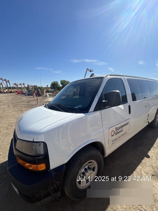 2023 CHEVROLET Express Van - Rental