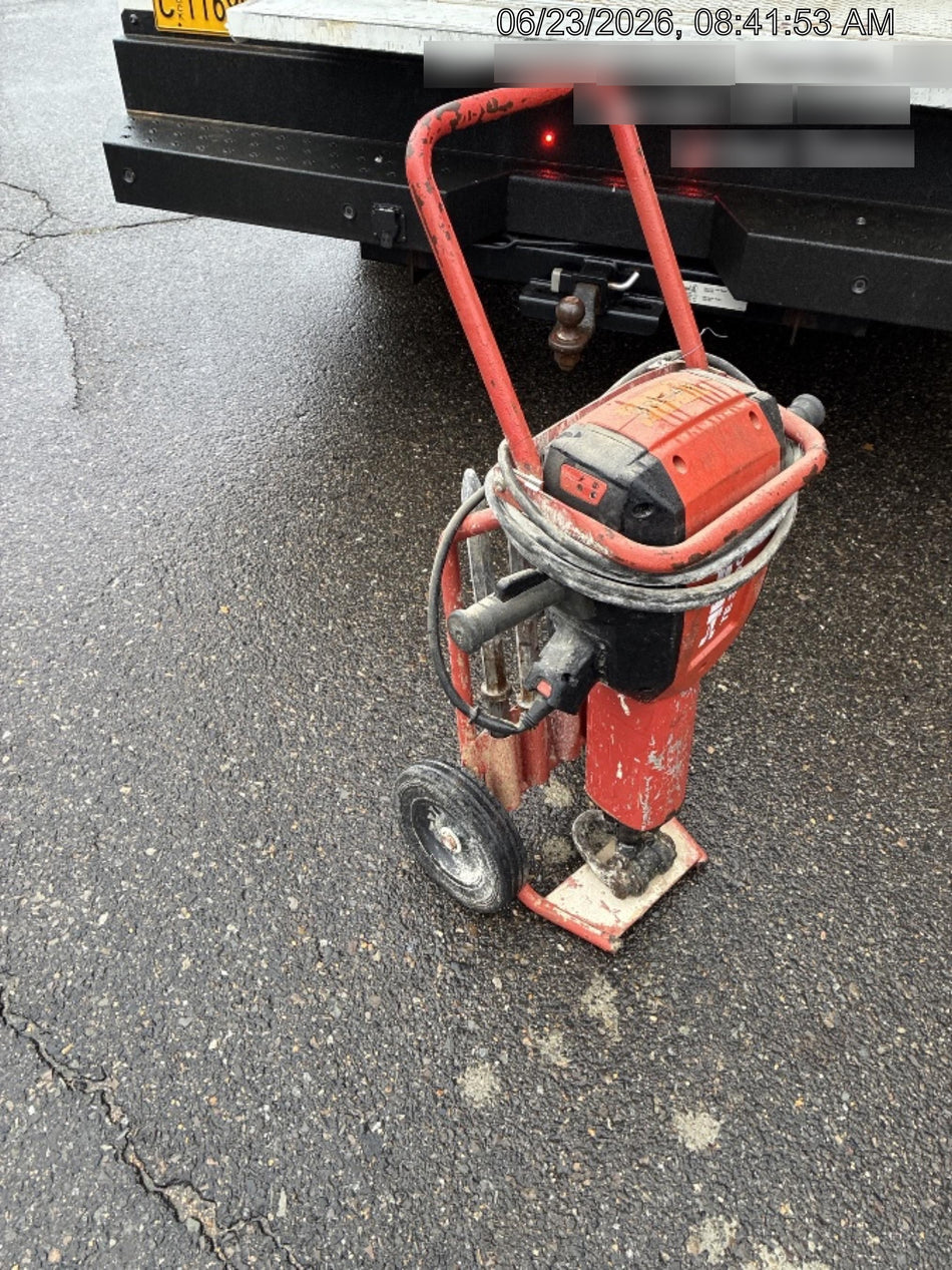 2020 HILTI TE 3000-AVR